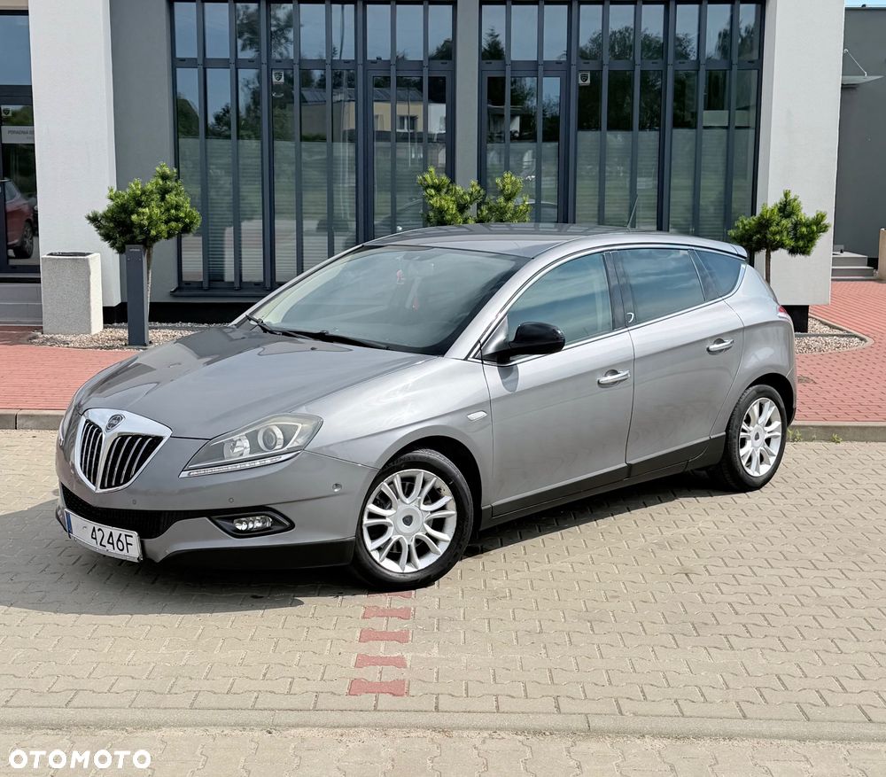 Lancia Delta 1.9 Multijet Twinturbo Executive - 1