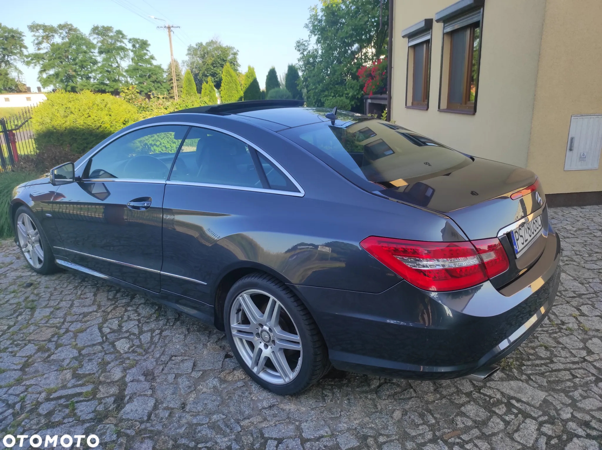 Mercedes-Benz Klasa E 200 CGI BlueEffICIENCY - 7