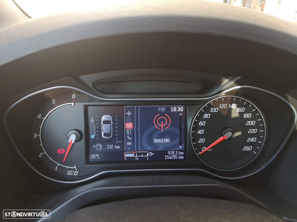 Ford S-Max 2.2 TDCi Titanium 7L - 11