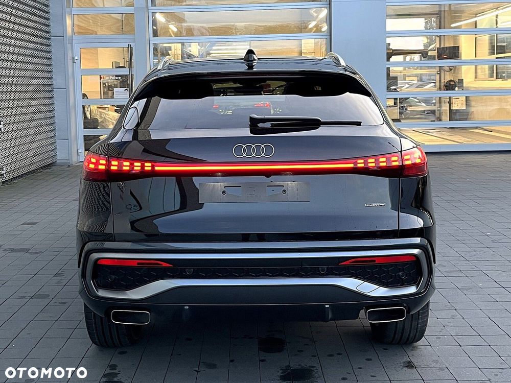 Audi Q5 Sportback - 14