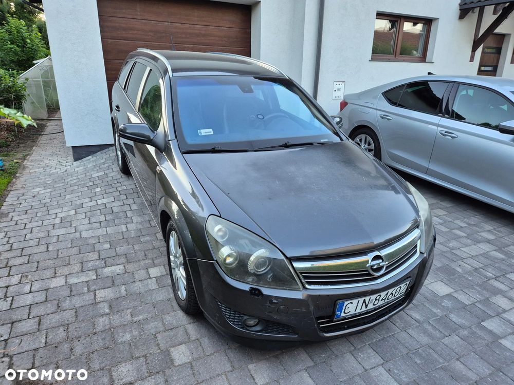 Opel Astra 1.9 CDTI DPF Cosmo - 3