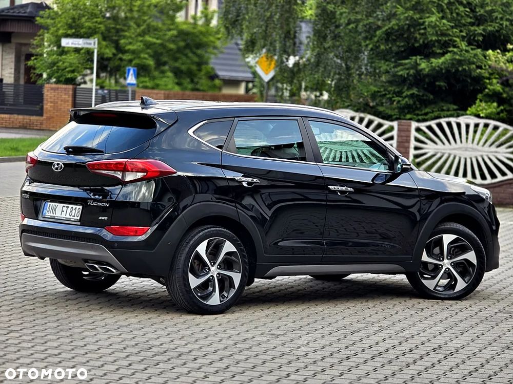 Hyundai Tucson 2.0 CRDI 4WD Automatik Premium - 20