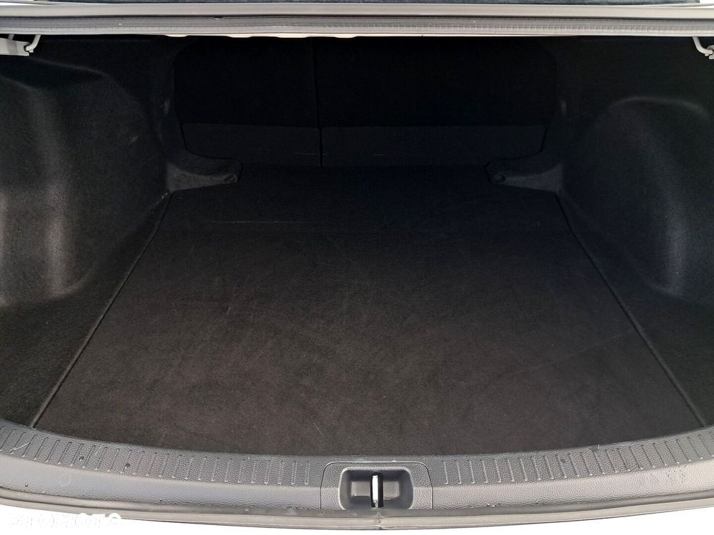 Toyota Corolla 1.5 Comfort MS - 13