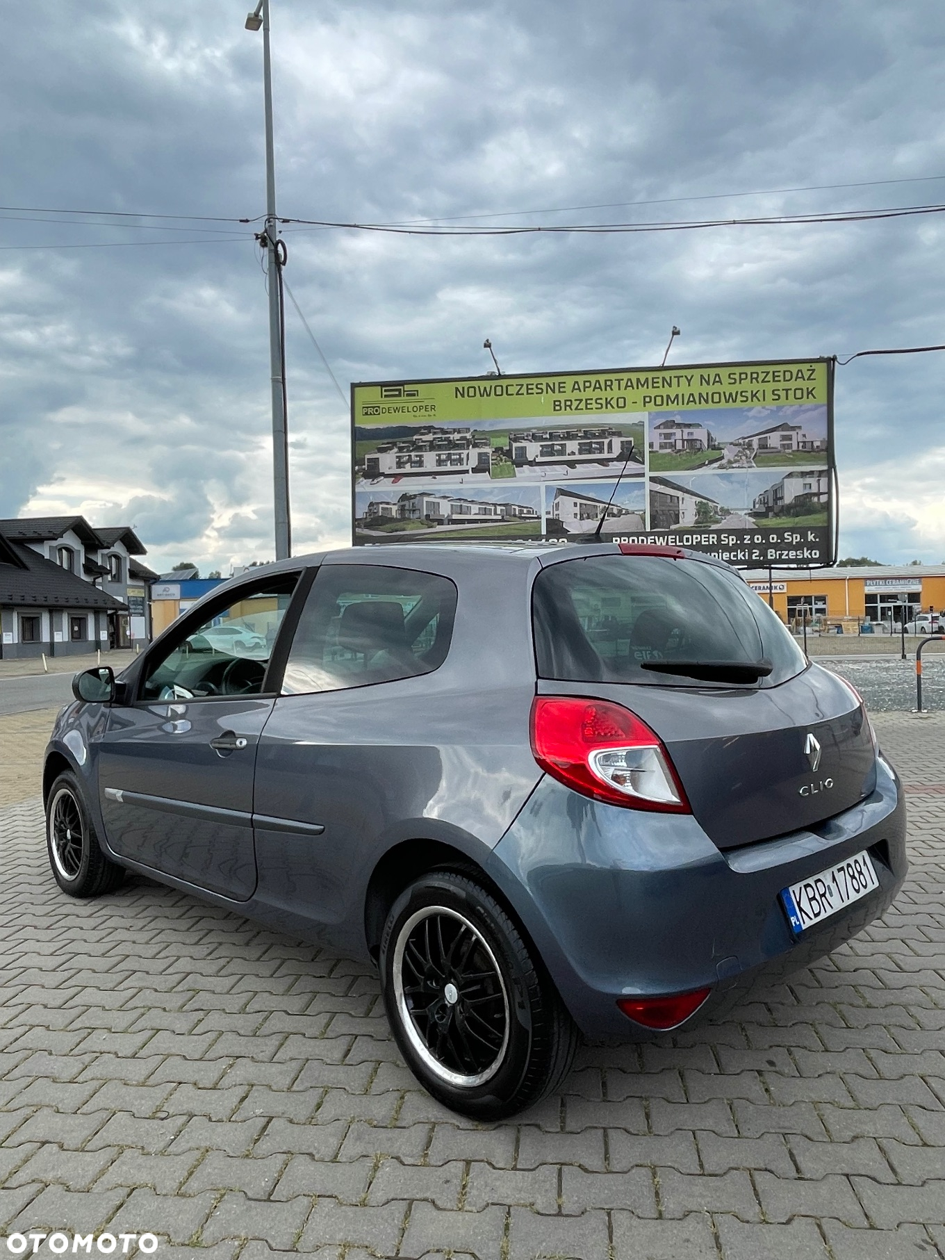 Renault Clio - 11