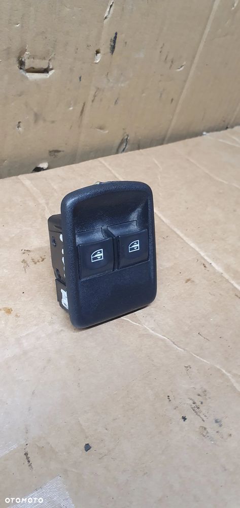 Panel sterowania szyb lewy przód Renault Trafic III Vivaro B 254117915R - 3