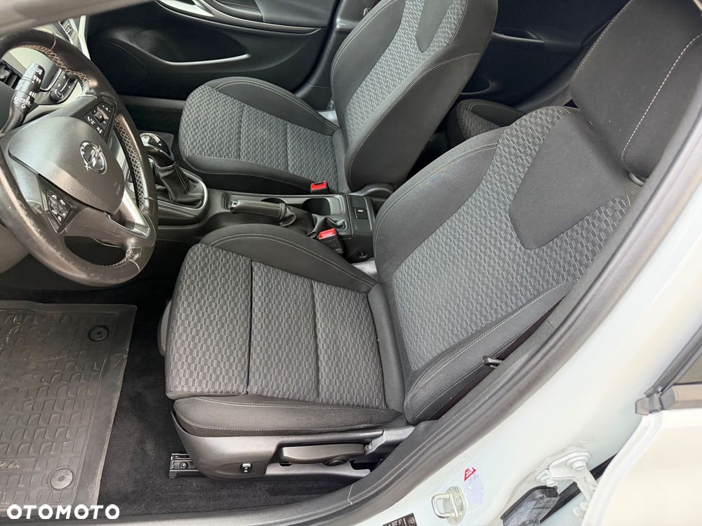 Opel Astra 1.6 D Start/Stop Edition - 17
