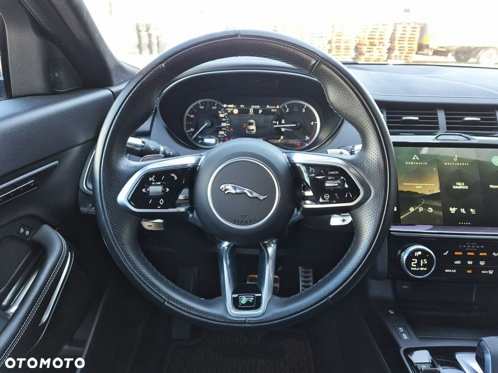 Jaguar E-Pace - 23