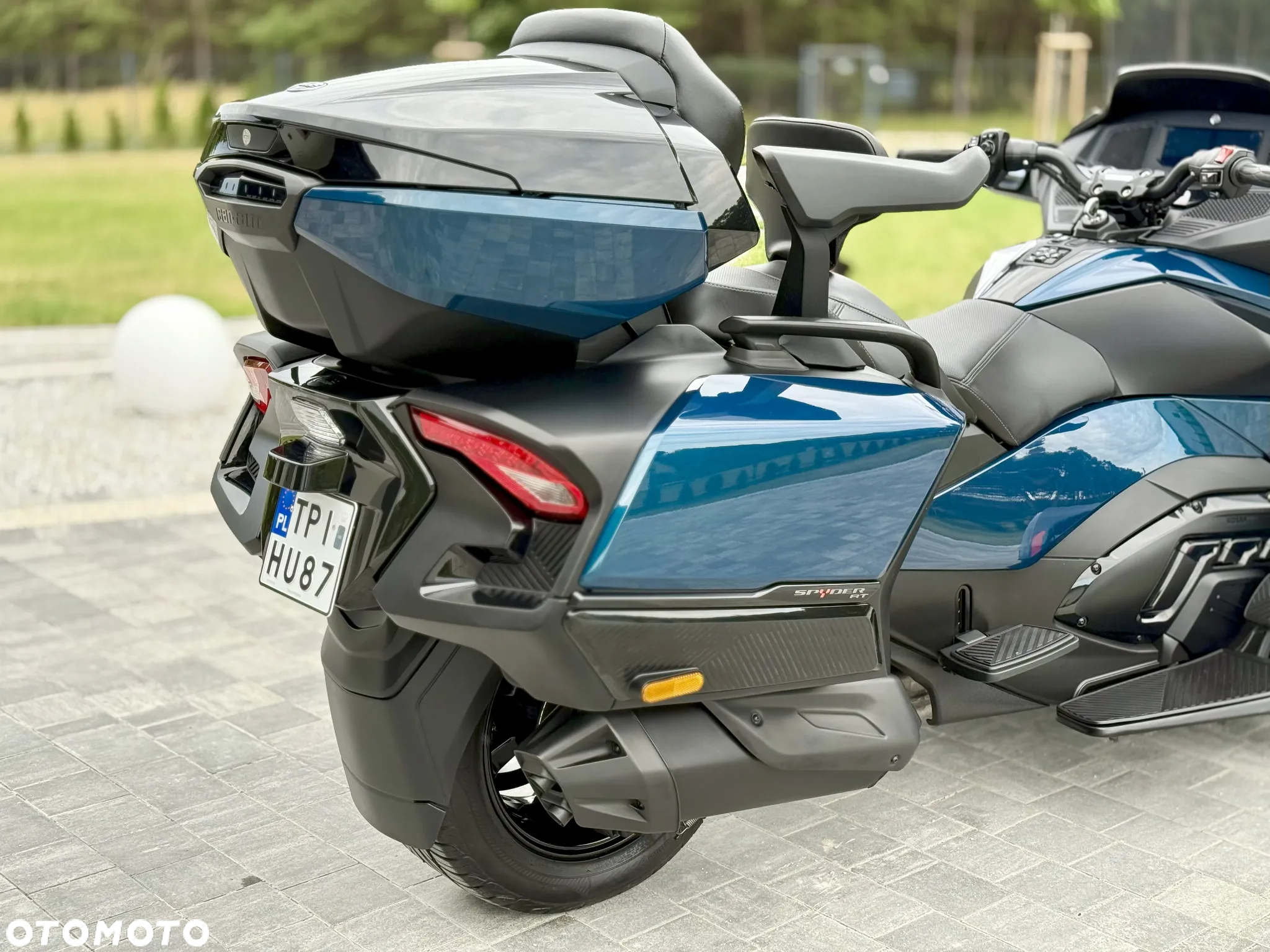 Can-Am Spyder - 28