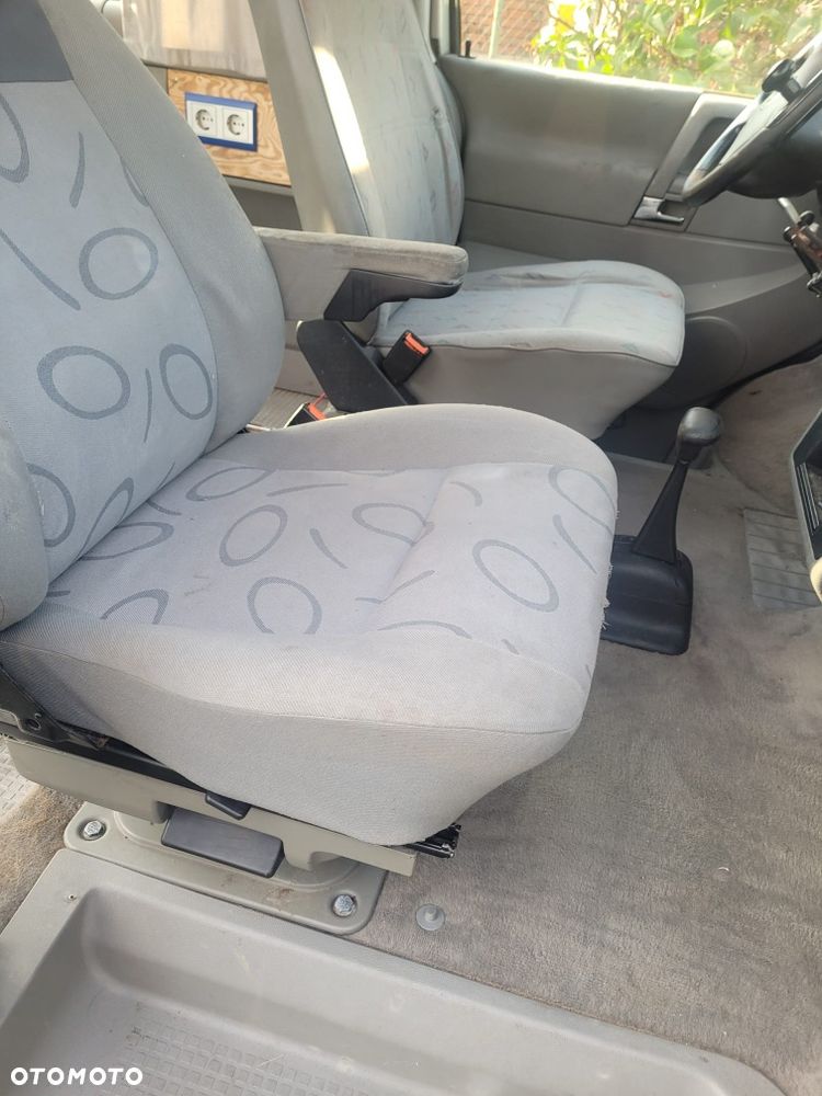 Volkswagen Multivan - 6