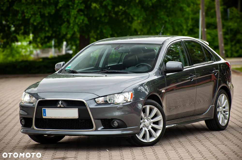 Mitsubishi Lancer 1.8 CVT Intense - 30