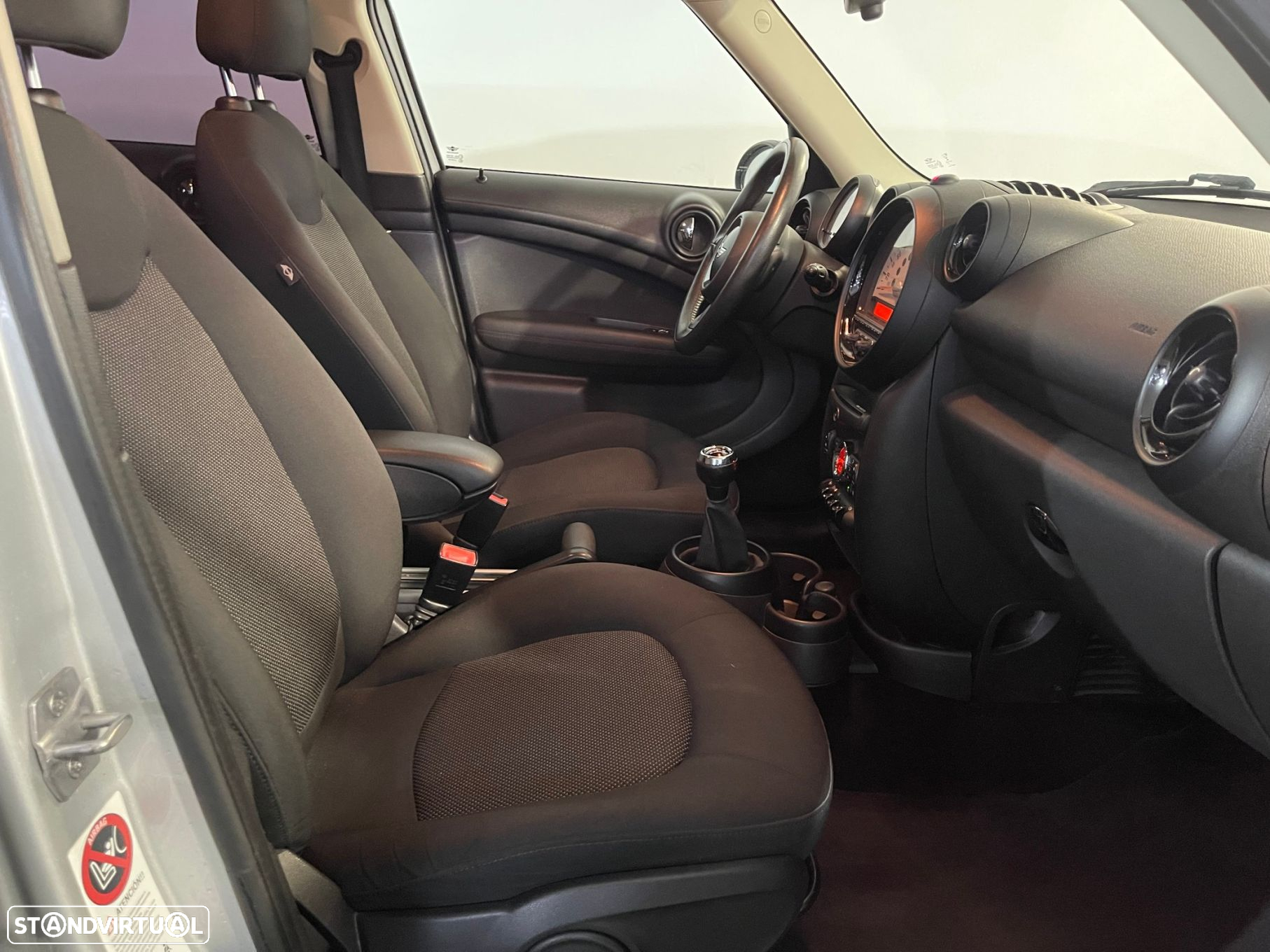 MINI Countryman One D - 13