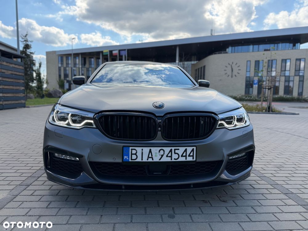BMW Seria 5 530d xDrive Sport Line sport - 12