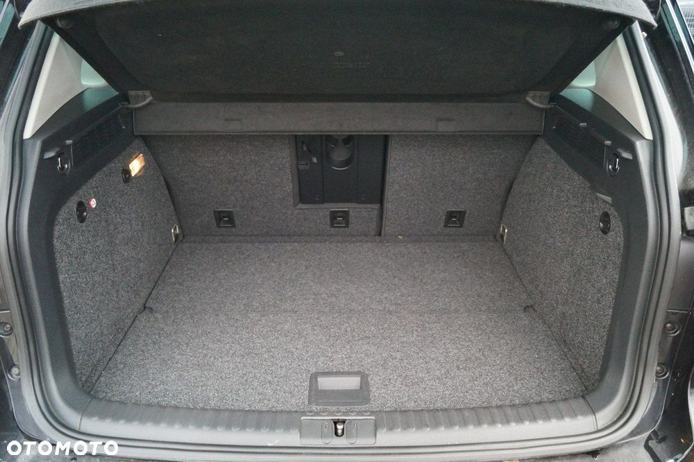 Volkswagen Tiguan - 16