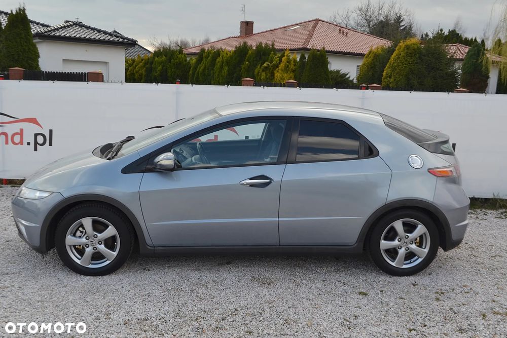 Honda Civic 1.4 Base - 9