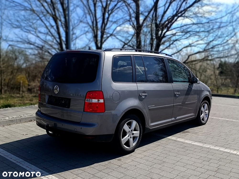 Volkswagen Touran 1.9 TDI DPF United - 6