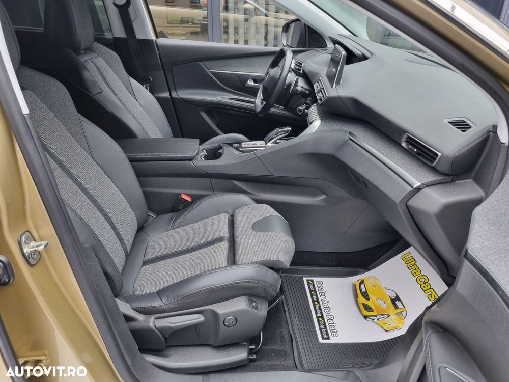 Peugeot 5008 - 17