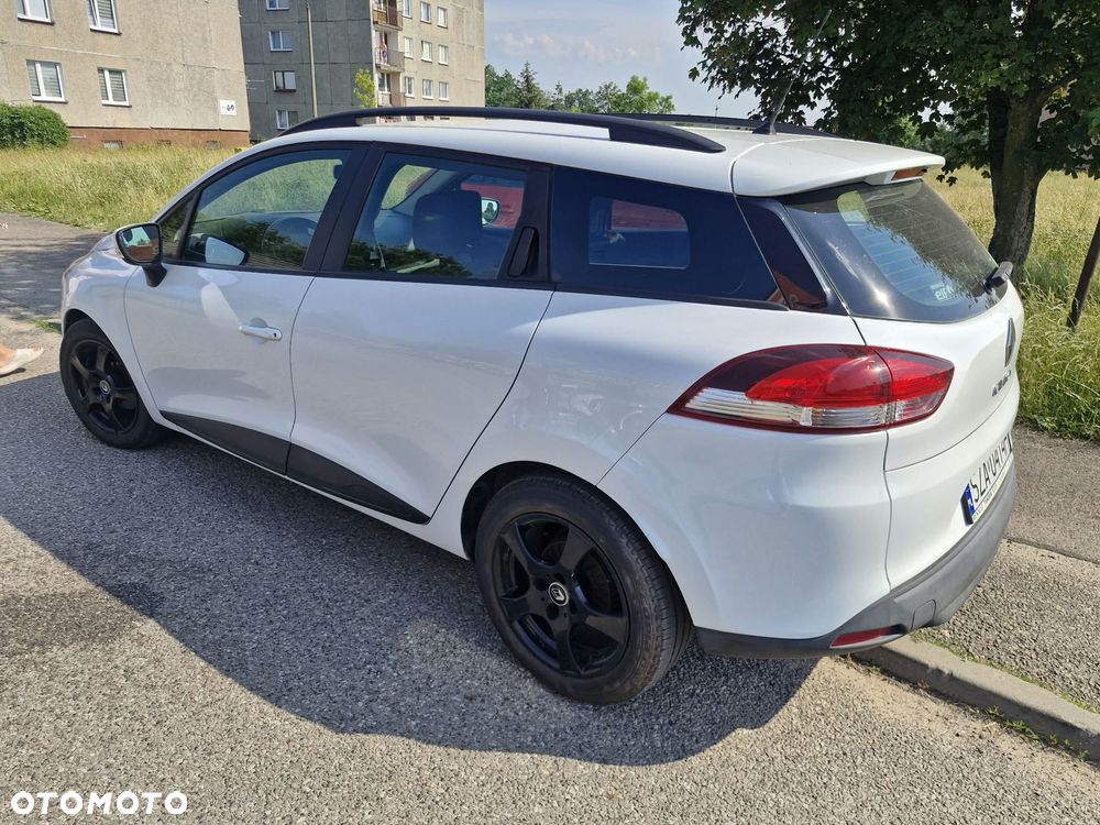 Renault Clio - 2