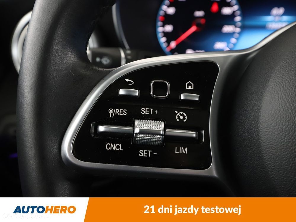 Mercedes-Benz GLC - 30