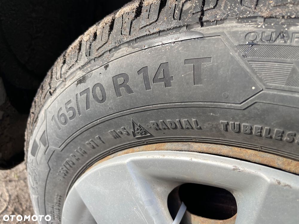 Volkswagen Polo 1.4 16V Trendline - 9