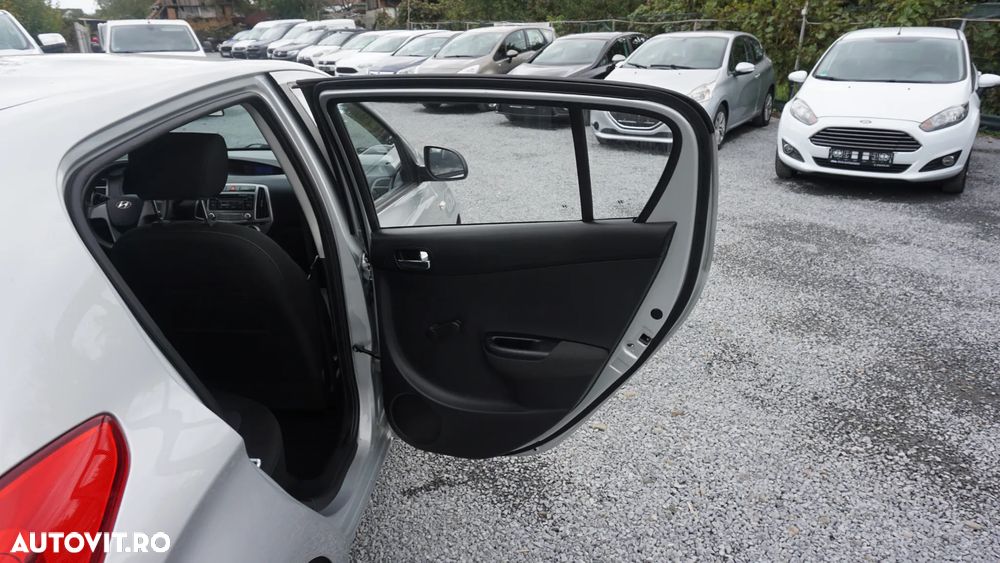 Hyundai i20 1.4 CRDI L Classic - 11