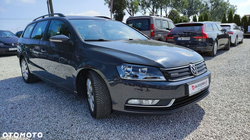 Volkswagen Passat - 2