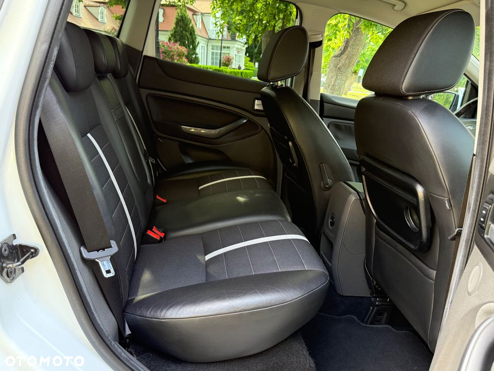 Ford Kuga 2.0 TDCi Titanium - 21