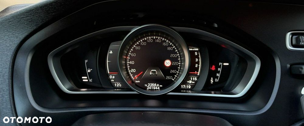 Volvo V40 - 21