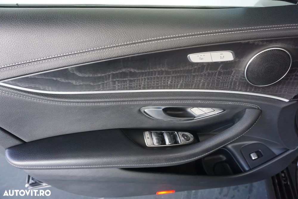 Mercedes-Benz E 200 4MATIC Aut. - 13