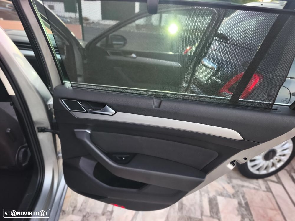 VW Passat Variant 1.6 TDI BlueMotion - 18