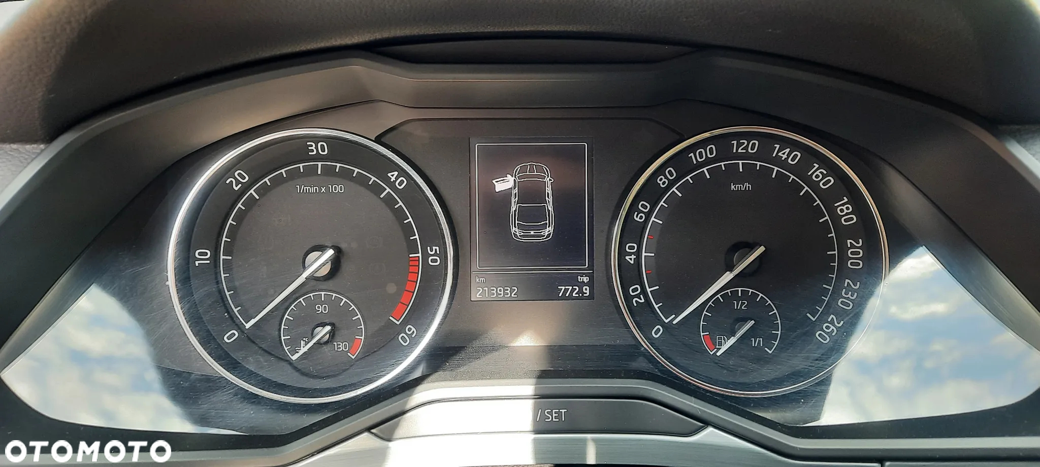 Skoda Superb 2.0 TDI 4x4 Style DSG - 7