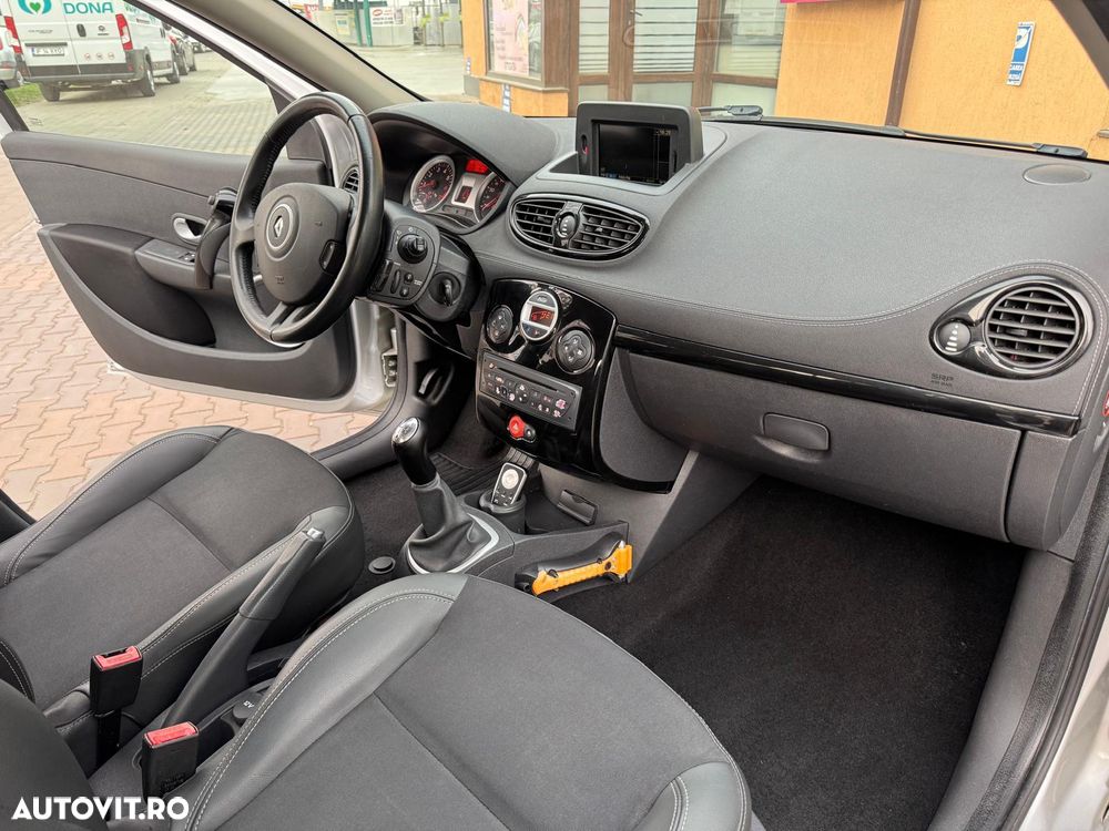 Renault Clio III 1.2 Authentique - 6
