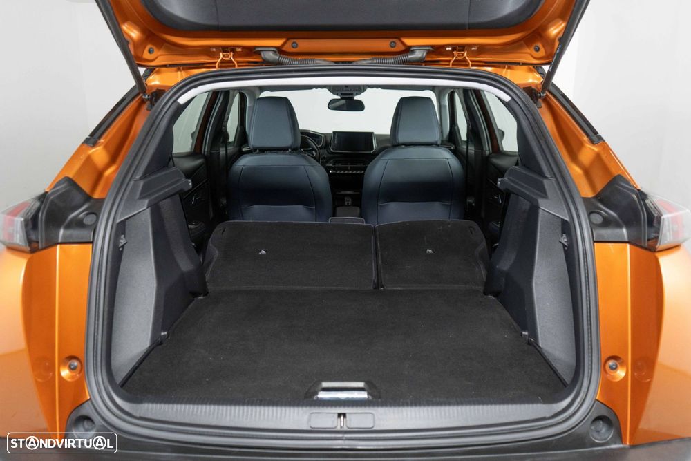 Peugeot 2008 1.2 PureTech Allure EAT8 - 16