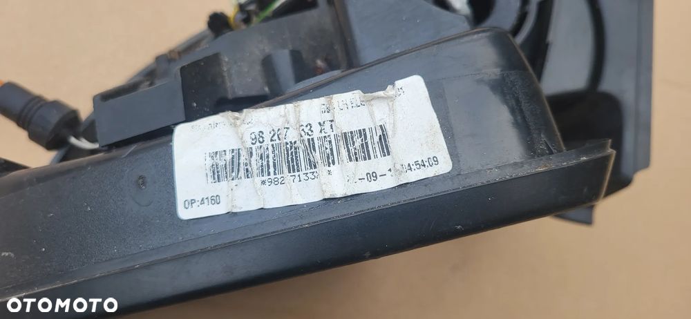 LUSTERKO LEWE CITROEN C3 III 8PIN - 9