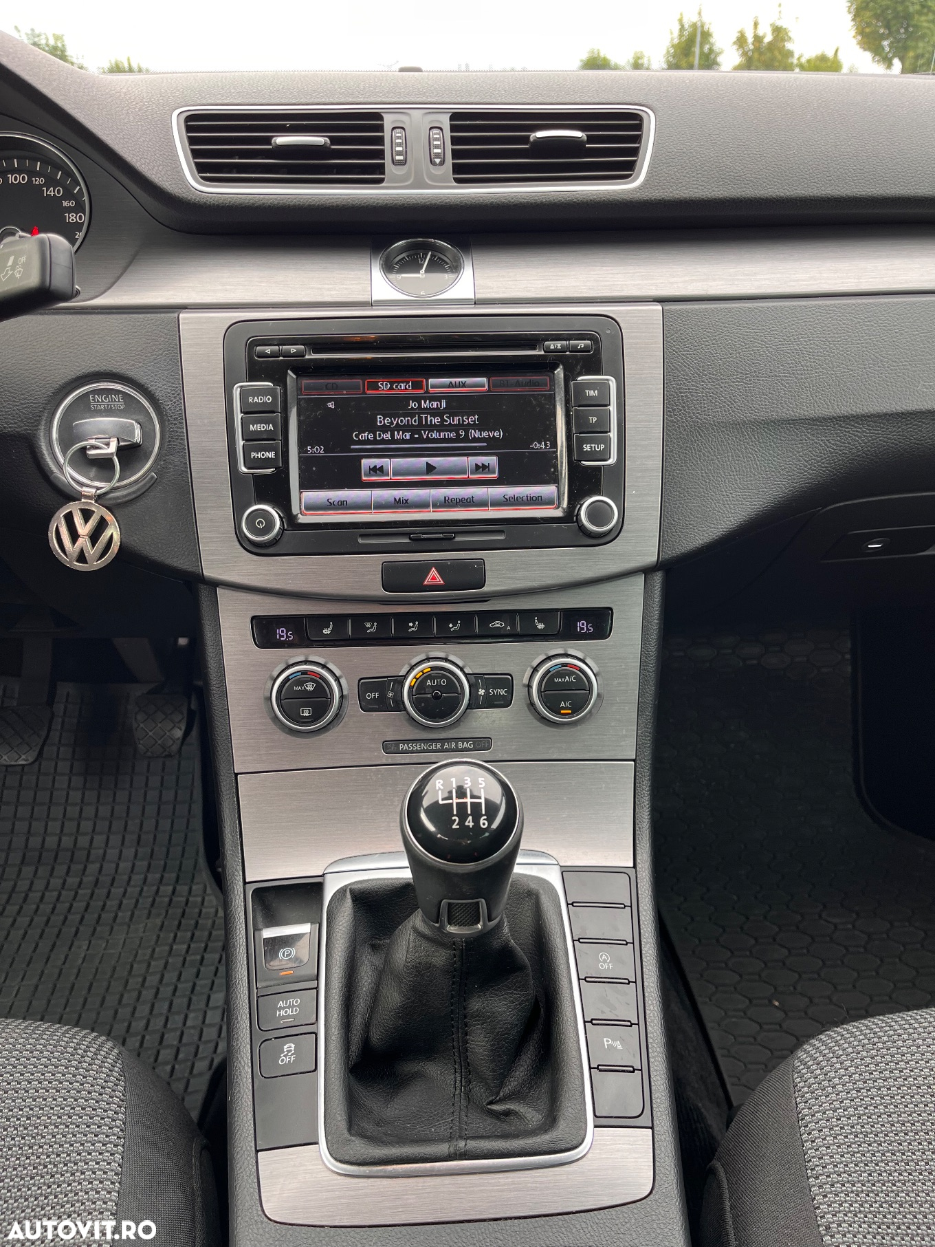 Volkswagen Passat 2.0 TDI BlueMotion Tehnology Comfortline - 14