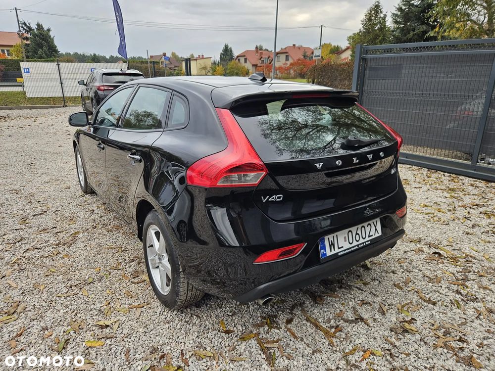 Volvo V40 D3 Momentum - 7