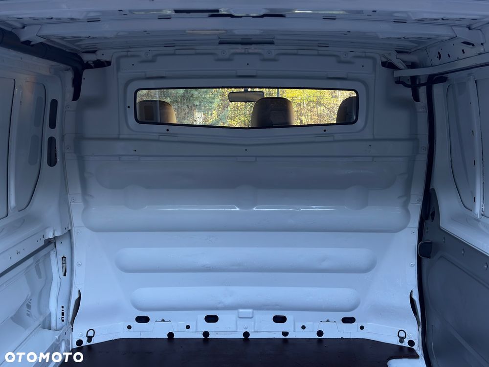 Opel Vivaro - 27