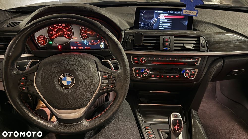 BMW Seria 3 328i xDrive Sport-Aut Sport Line - 22