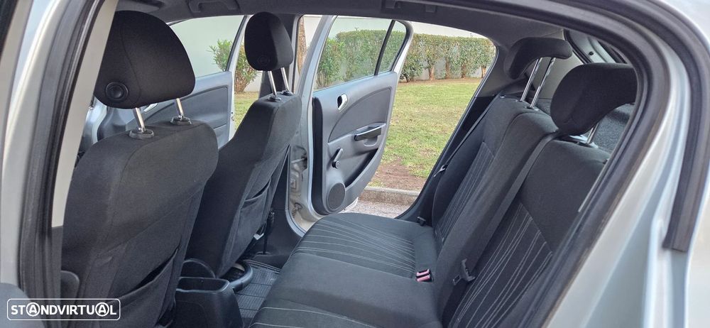 Opel Corsa 1.3 CDTi Enjoy - 12