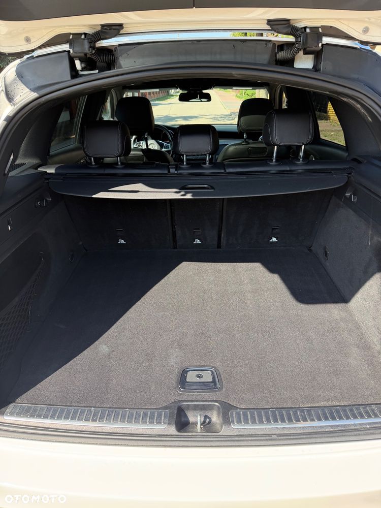 Mercedes-Benz GLC 300 4-Matic - 10
