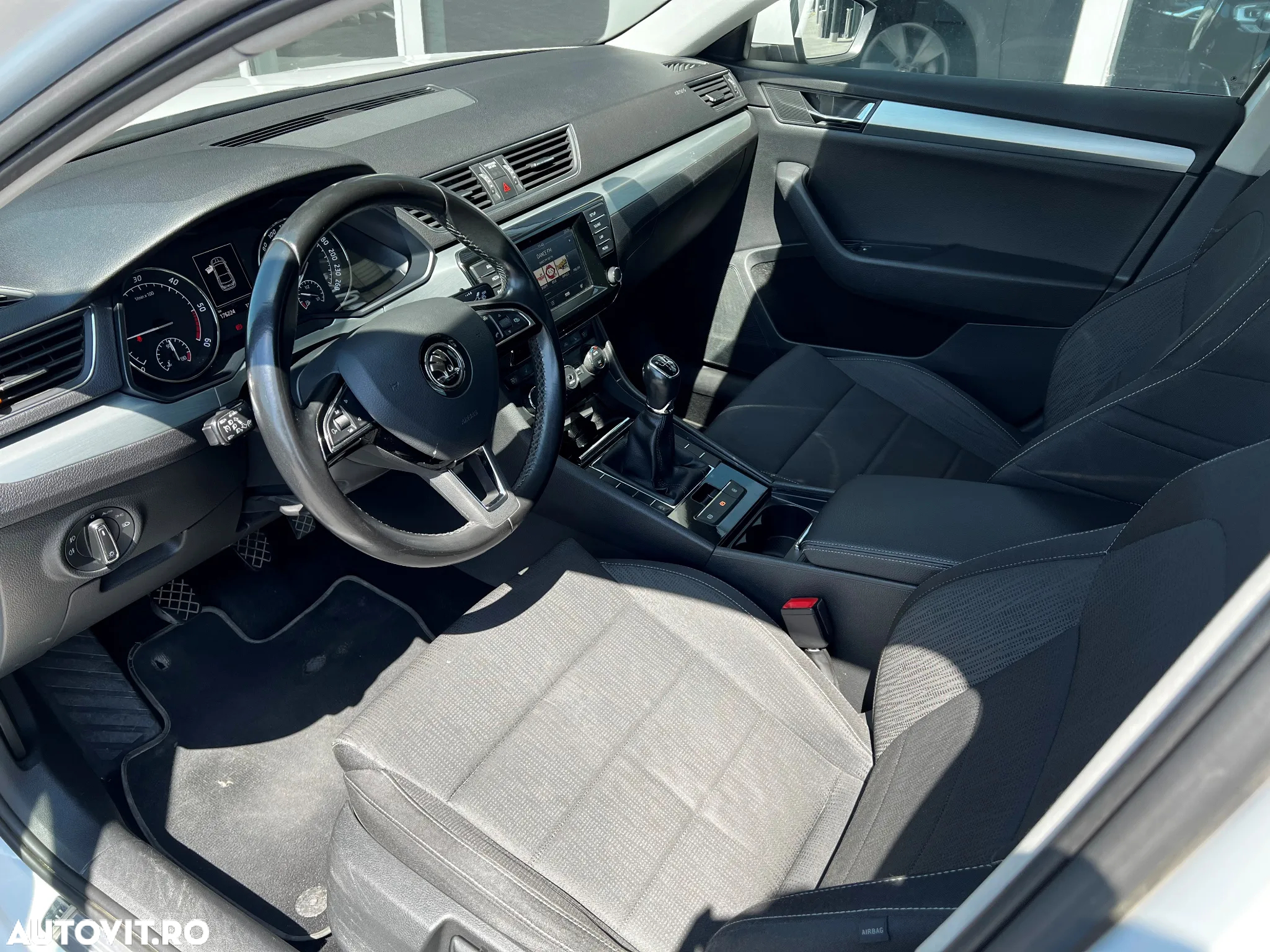 Skoda Superb 2.0 TDI Style - 7