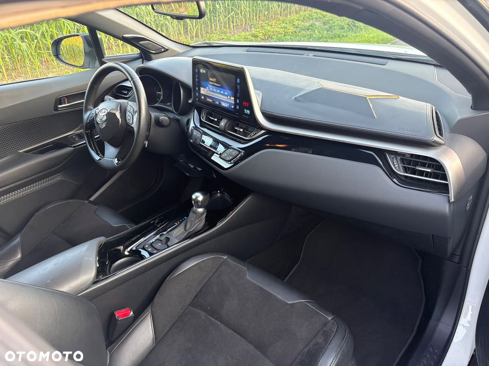Toyota C-HR Style Selection - 17