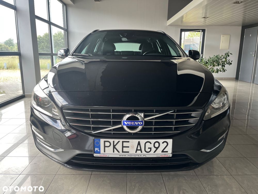 Volvo V60 D3 Summum - 2