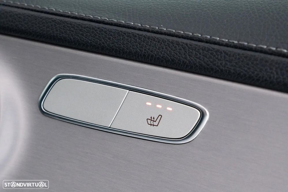 Mercedes-Benz C 300 e AMG Line - 35