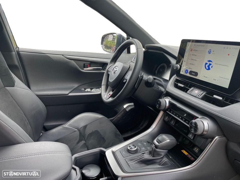 Toyota RAV4 - 7