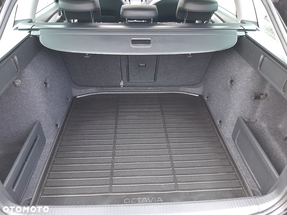 Skoda Octavia Combi 1.6 TDI Green tec DSG Solution - 12