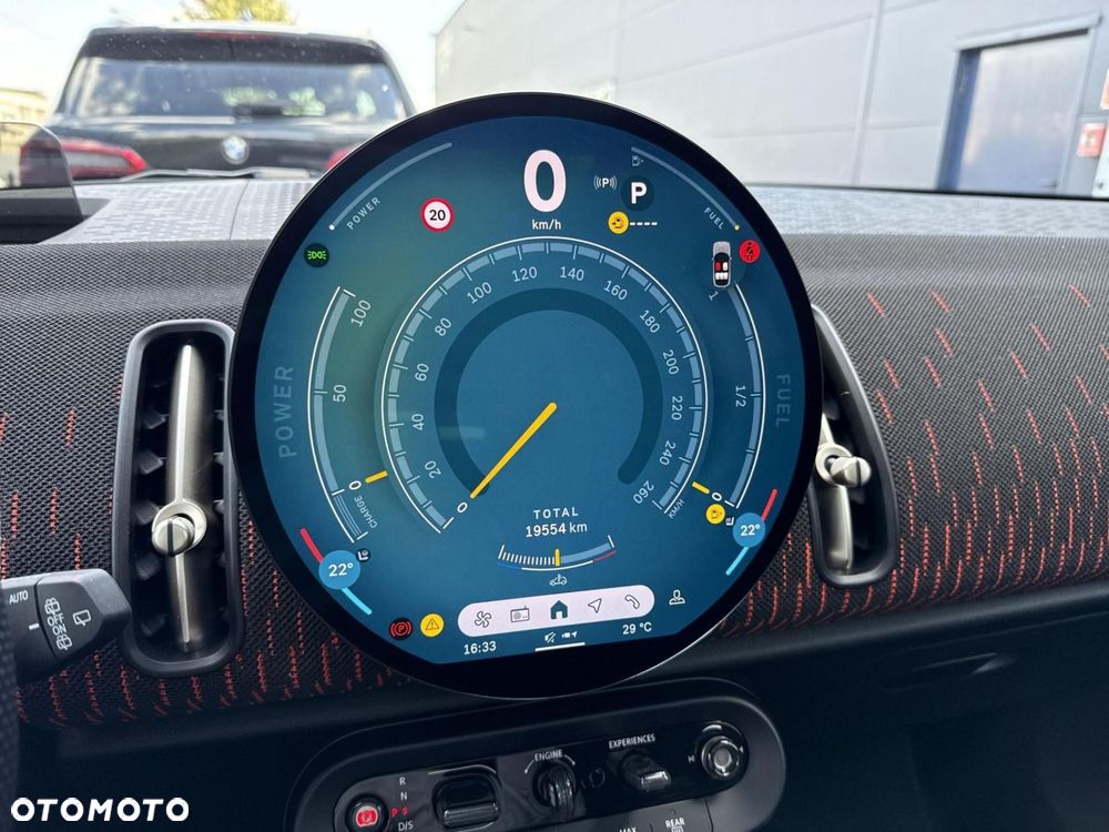 MINI Countryman - 16