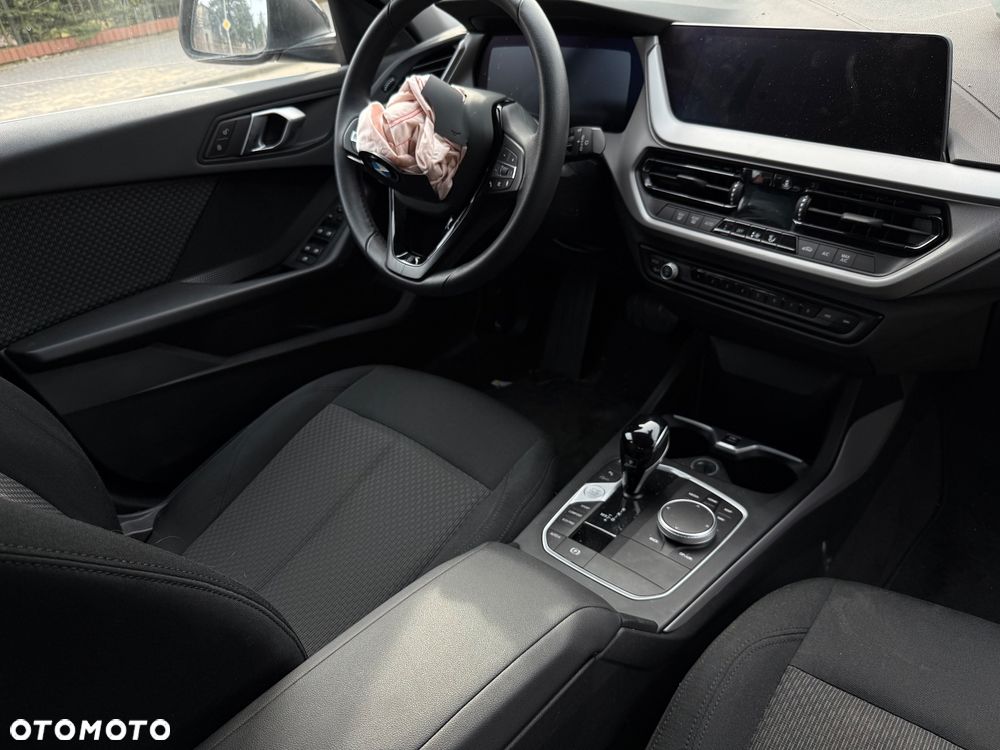 BMW Seria 1 116i - 6