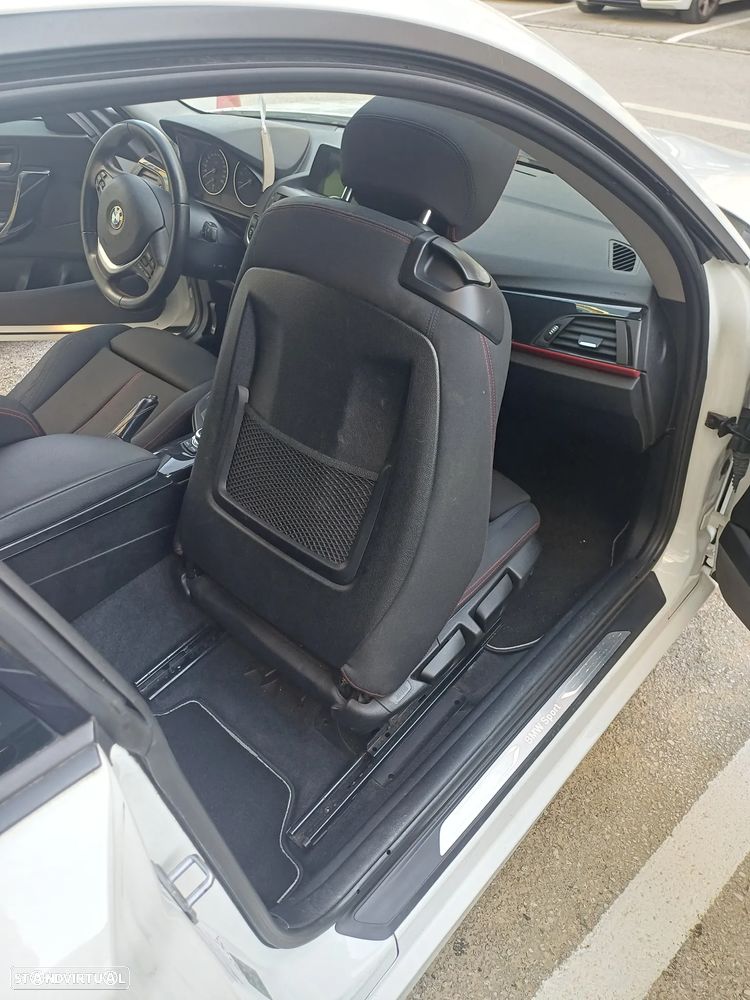 BMW 114 i Sport Line - 11