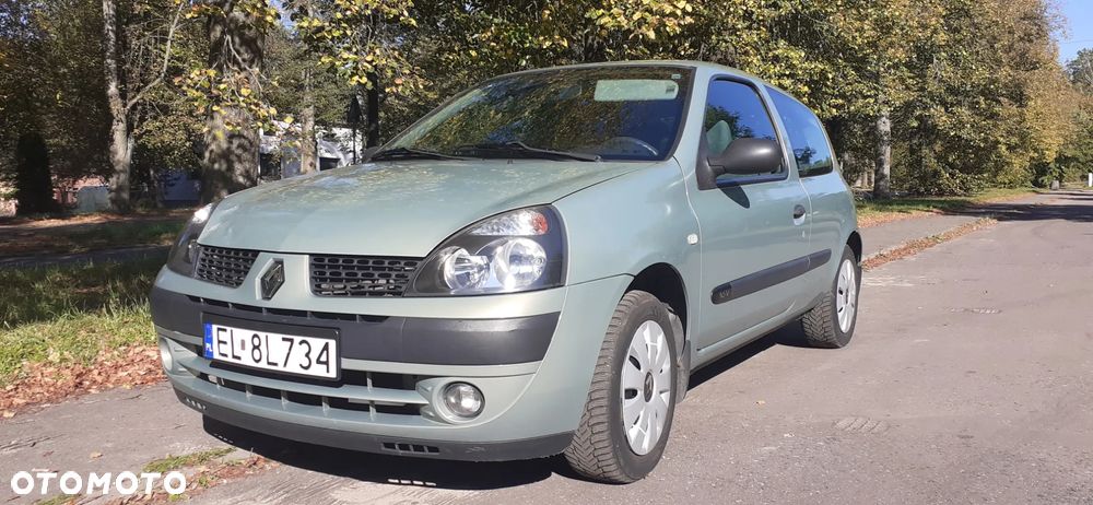 Renault Clio - 1