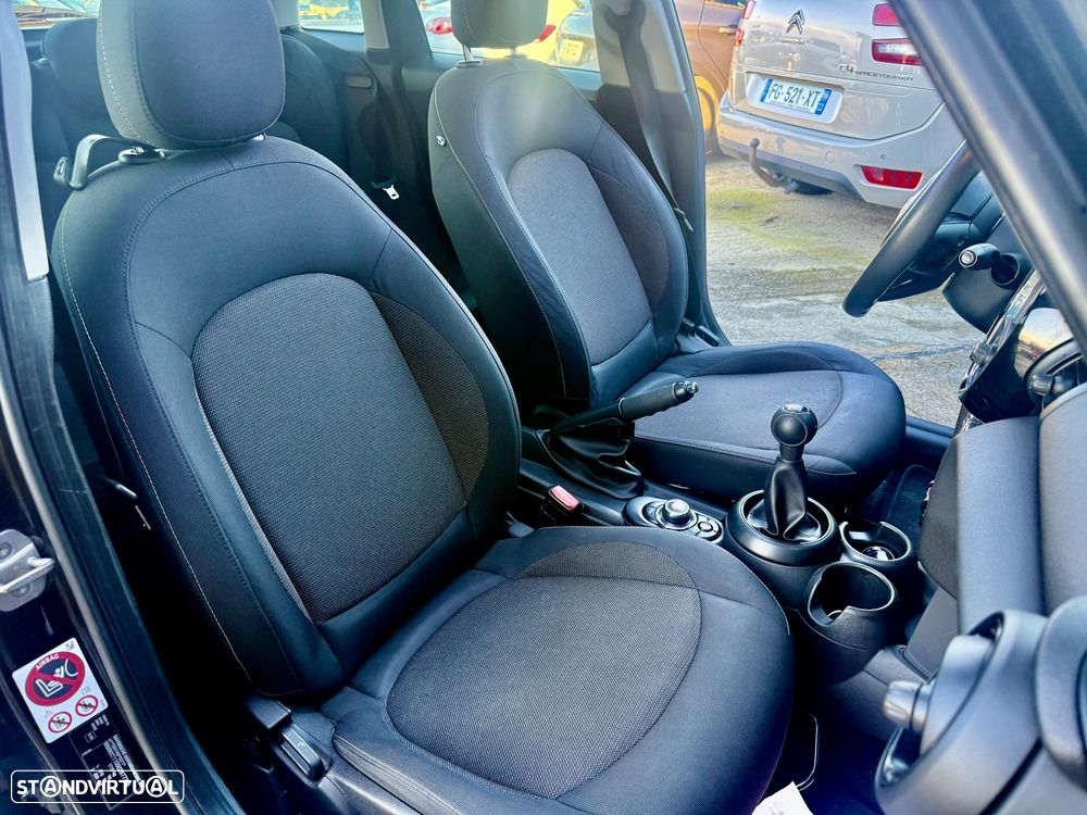 MINI 5 Portas Cooper D - 7